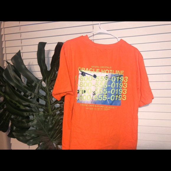 Orange over sized T-shirt - Picture 2 of 2